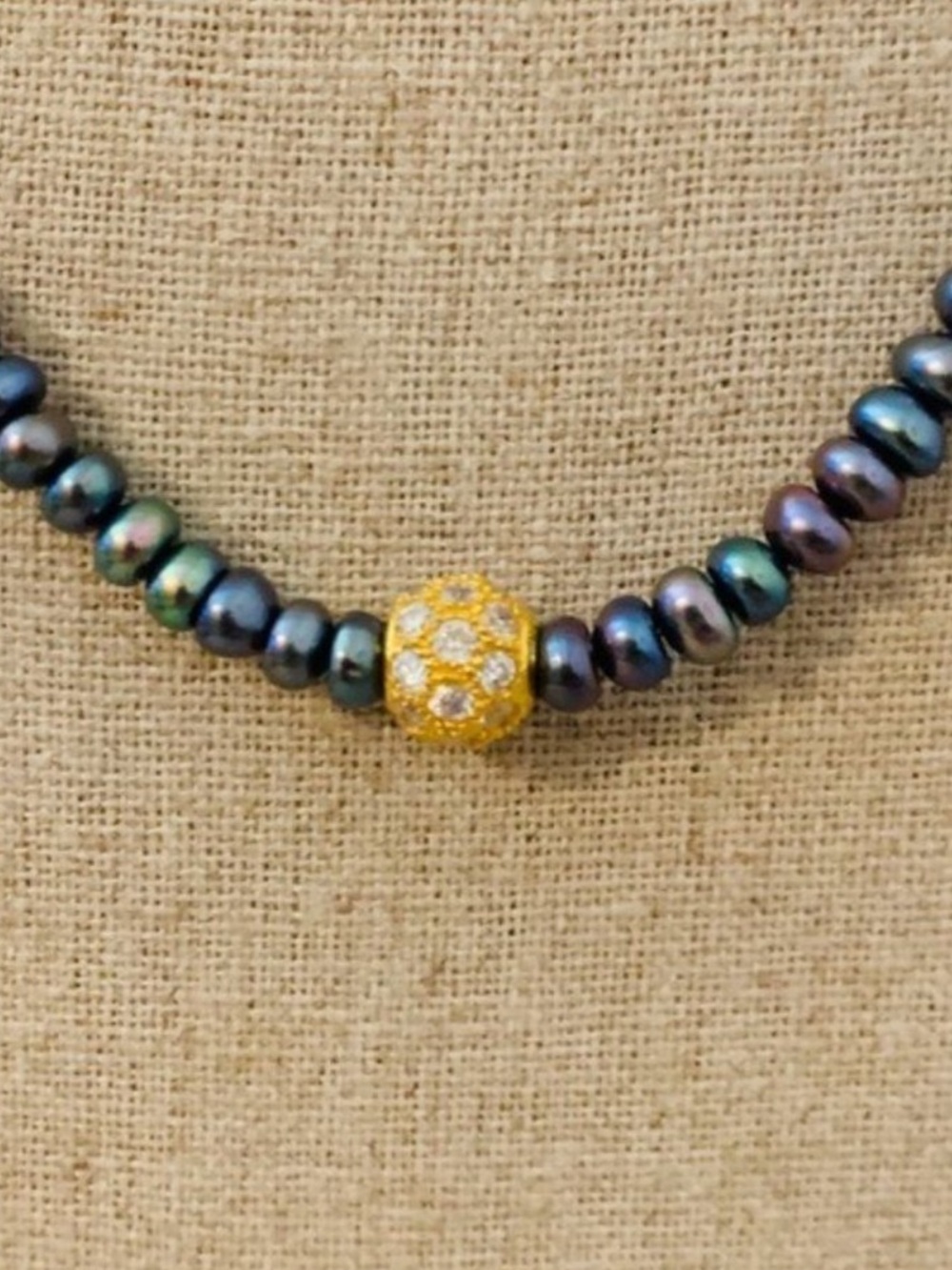 Lord & Taylor | Necklace | Gray Freshwater Pearl | Classic | Wedding | Academic - Picture 2 of 4
